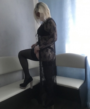 Оля